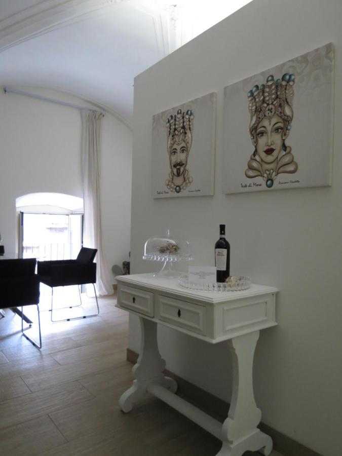 Suite 241 CTA Exterior foto